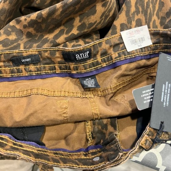 A.N.A. NWT Black & Brown Cheetah Print Pants Size 8(29) - Picture 8 of 8